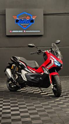 HONDA ADV 